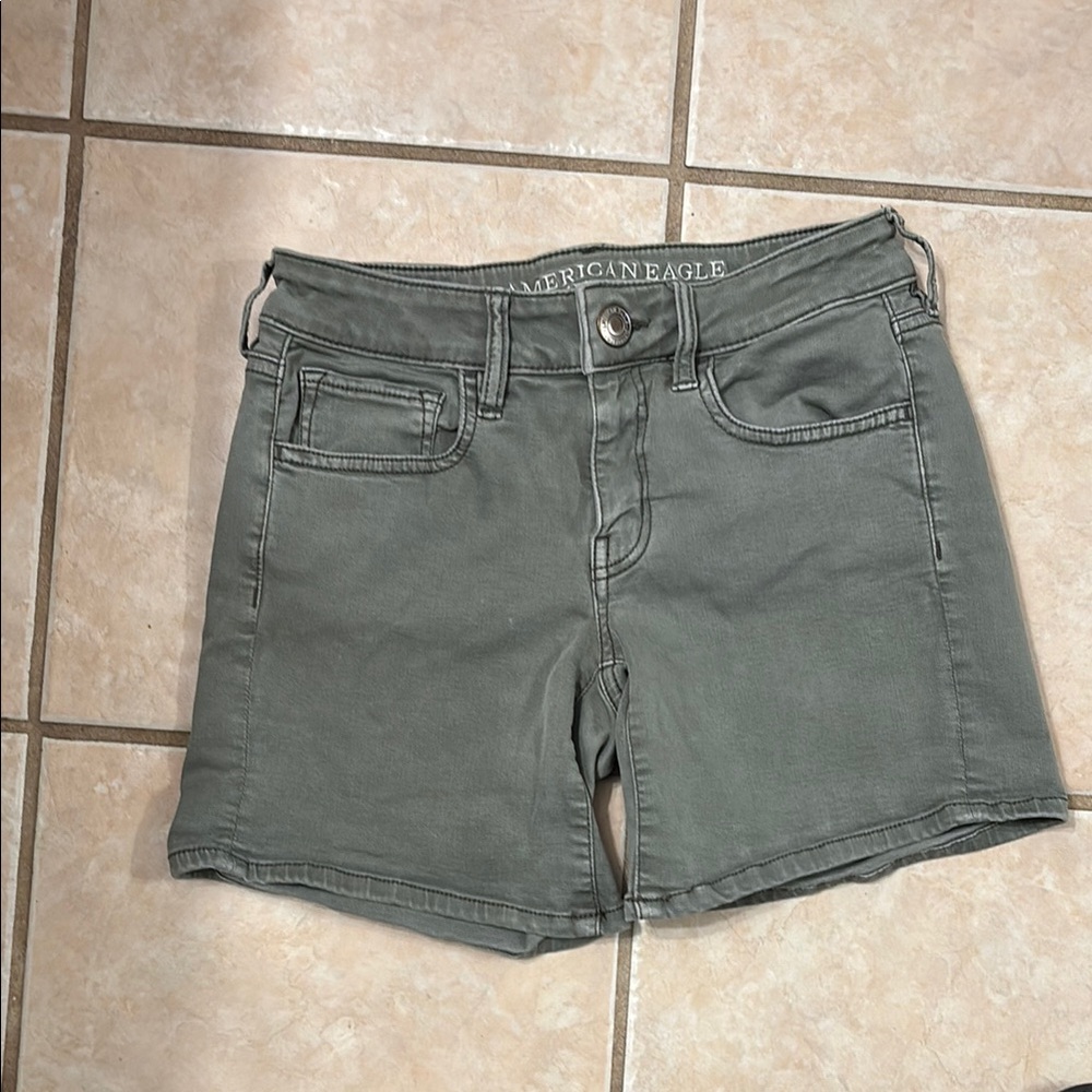 American Eagle Outfitters Women's Army Green Shorts